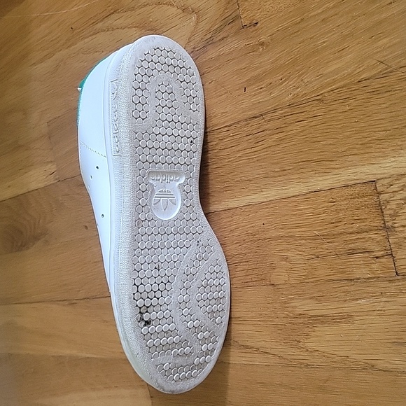 Adidas kids size 4 stan smith sneakers - Picture 9 of 13